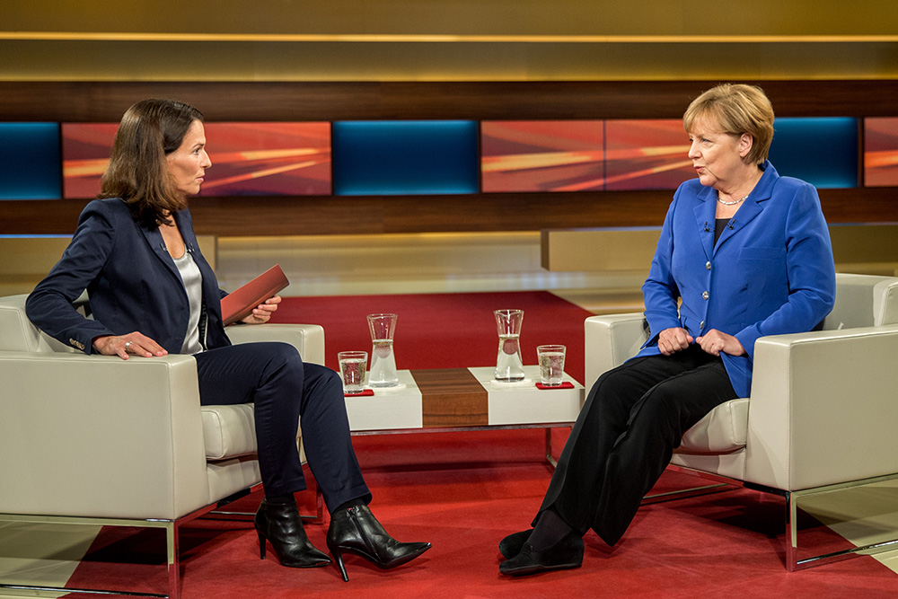 Merkel widersetzt sich wachsendem Druck in der Flüchtlingskrise
