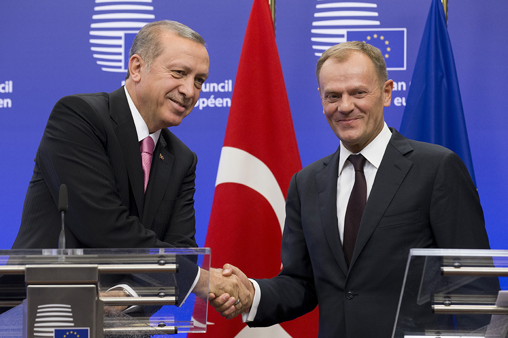 EU und Türkei rücken in der Flüchtlingskrise enger zusammen