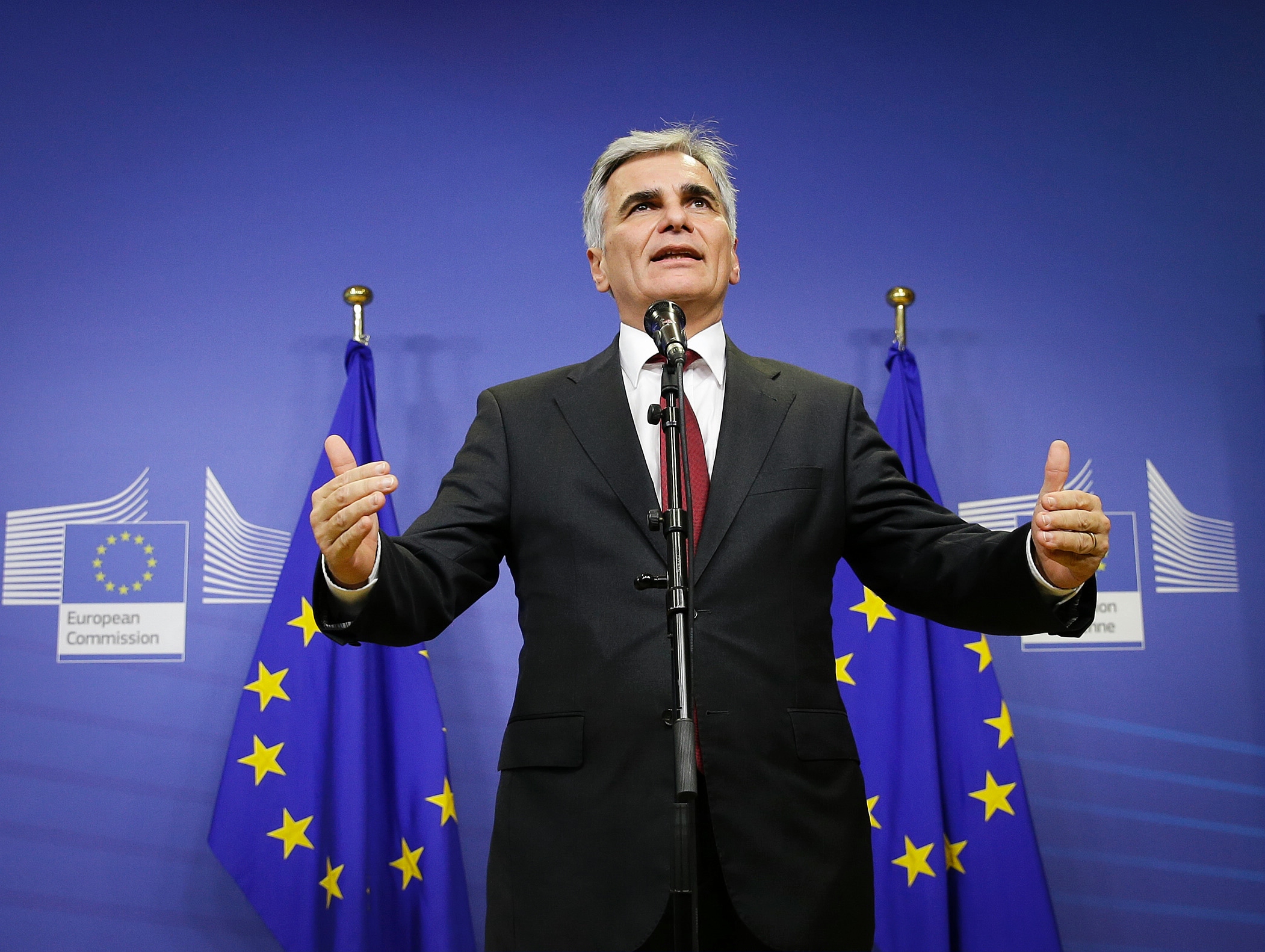 Flüchtlingskrise: Faymann sagt "Nein" zu Zäunen