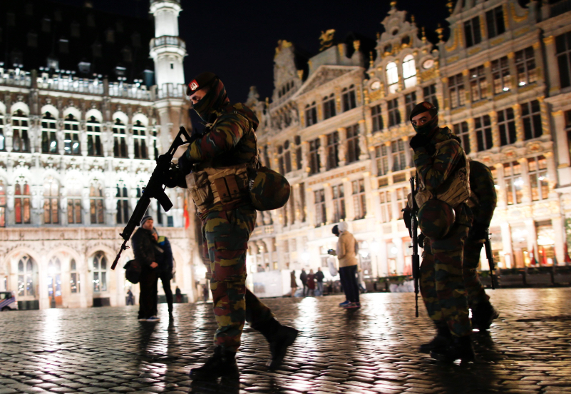 Höchste Terrorwarnstufe in Brüssel bleibt bestehen