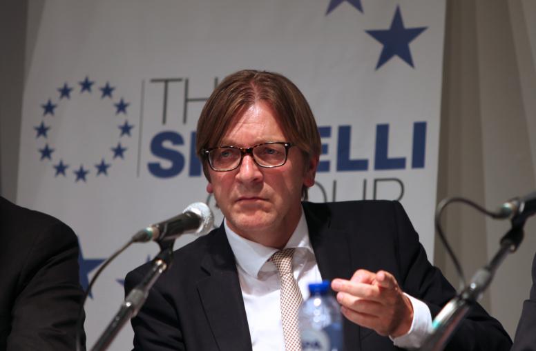 Verhofstadt: Ratspräsident Tusk "macht seinen Job nicht"