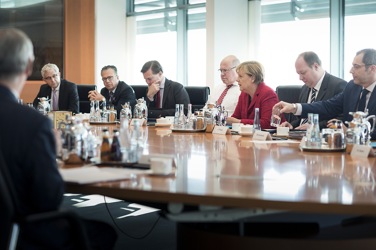 "Wir schaffen das": Merkels Mantra bekommt Risse