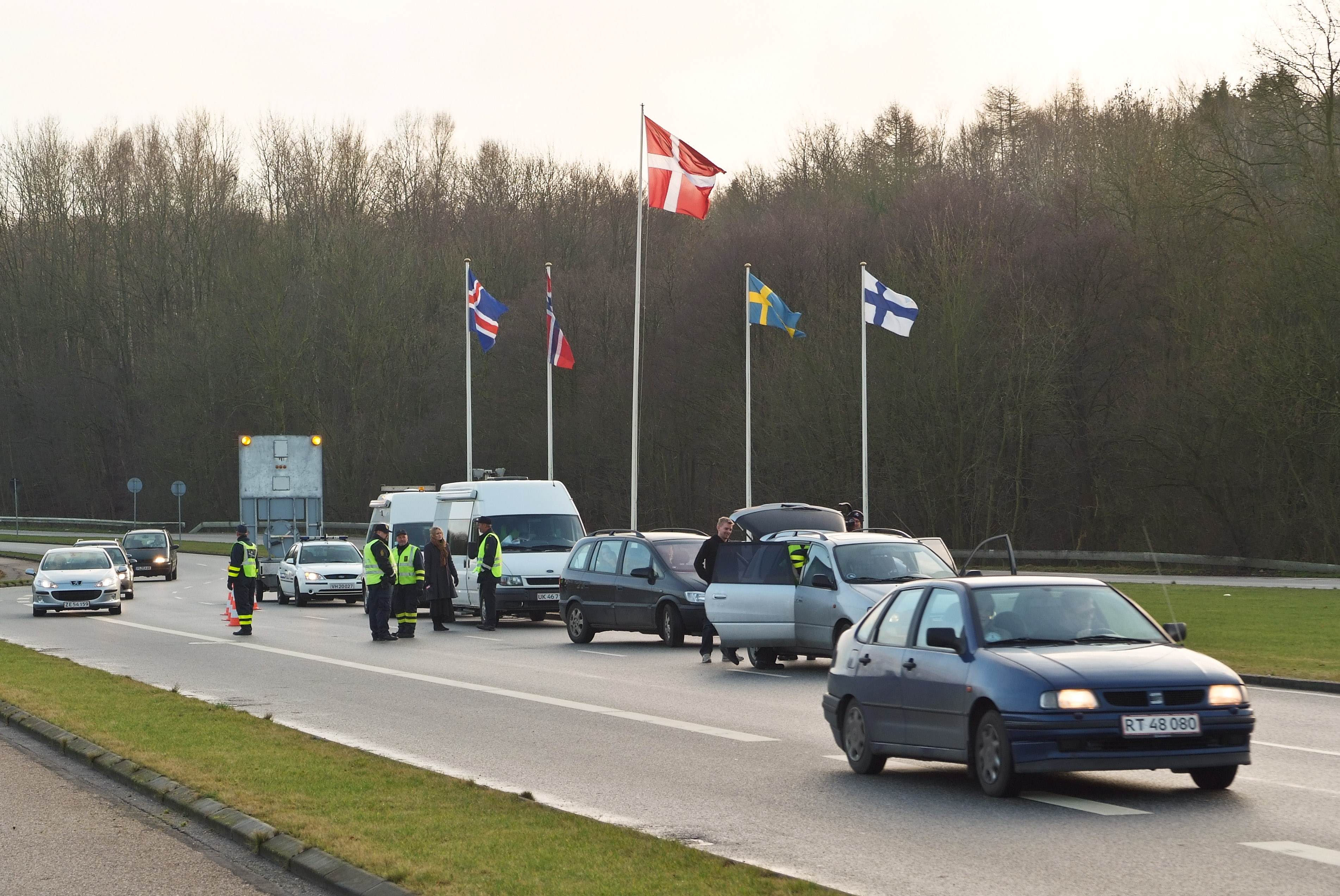 EU erwägt mehrjährige Grenzkontrollen im Schengen-Raum wegen Terrorgefahr 
