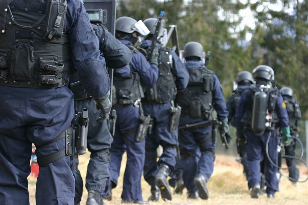 Sondereinsatzkommando der Polizei untersucht Morddrohungen gegen slowenische Politiker:innen