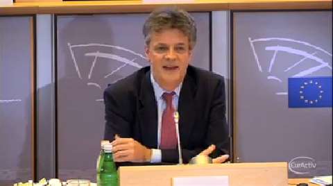 UKIP zu Lord Hill: "Wem dienen Sie – der Queen oder der EU?"