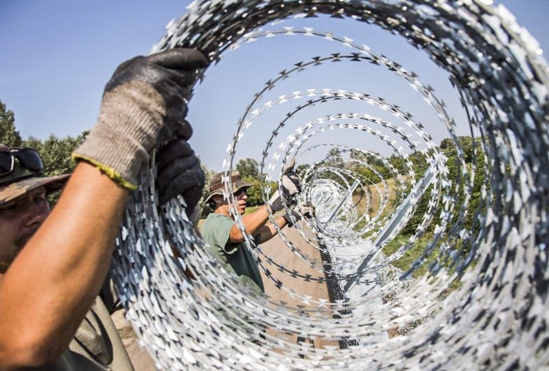 Ungarn erklärt "Krisennotstand" und will mehr Zäune bauen