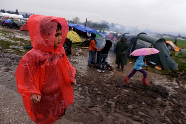 Proteste von Flüchtlingen in Idomeni: "Öffnet die Grenze"