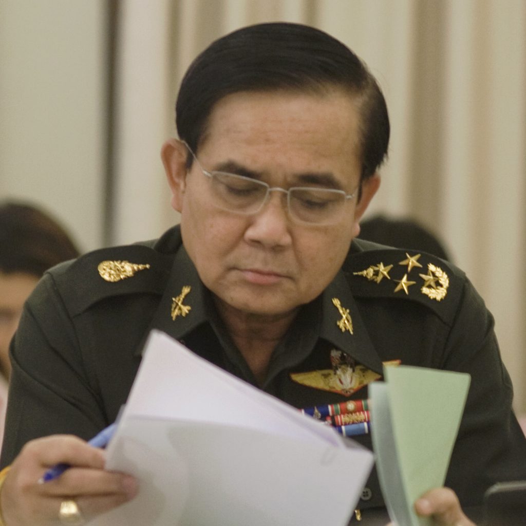 Prayuth_Jan-ocha_2010-06-17_ITN