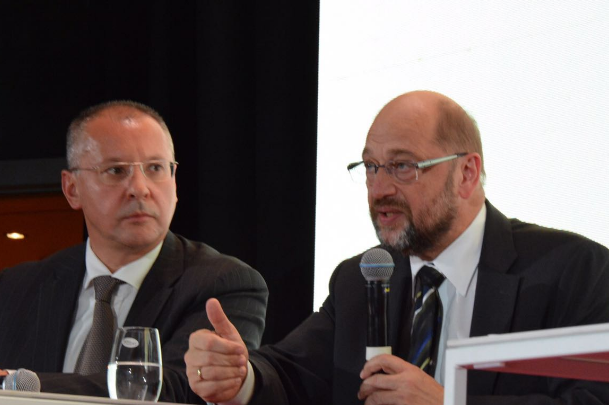 Schulz bittet um Unterstützung für CETA