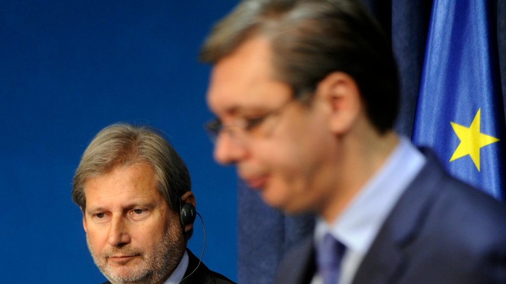 alexander-vucic-and-johannes-hahn