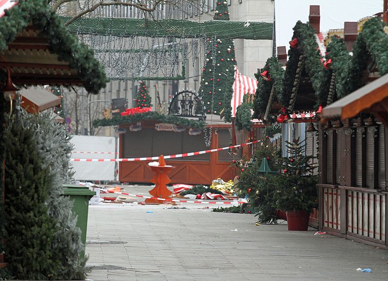Polizei durchkämmt Umfeld von mutmaßlichem Attentäter