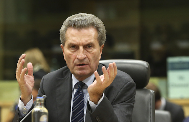 Oettinger will EU-Gelder an Einhalten von Wirtschaftszielen knüpfen