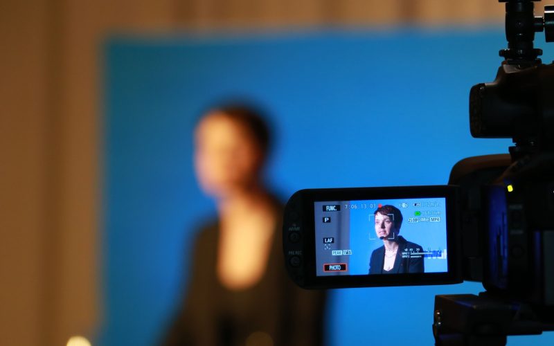 Petry will Asylrecht im Grundgesetz abschaffen