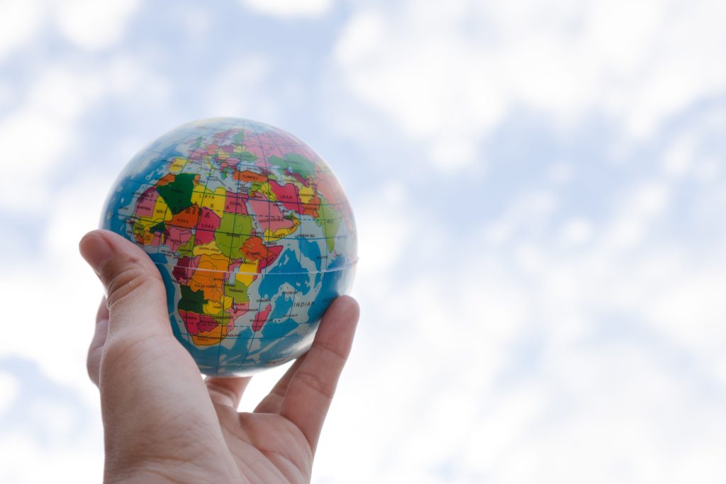 shutterstock-386612182 global economy world  wirtschaft welt