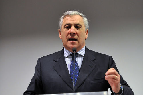 Wer ist Antonio Tajani?