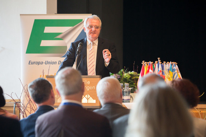 Weißbuch: Die Kommission braucht jetzt Rückenwind