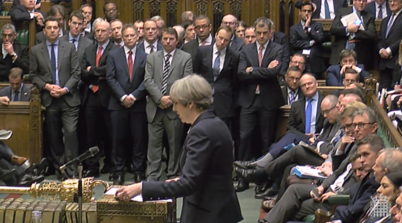 Zeit für Brexit: May beruft sich auf Artikel 50