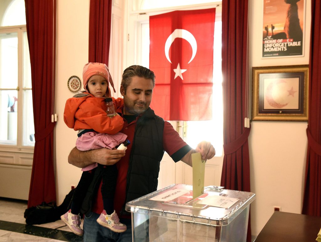 Voters cast their ballots in Turkish referendum in Budapest