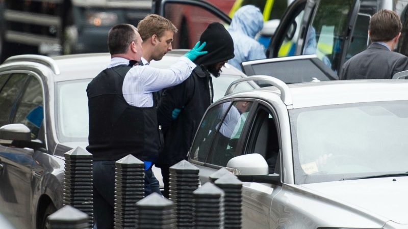 Anti-Terror-Kampf: May will Menschenrechte von Verdächtigen einschränken