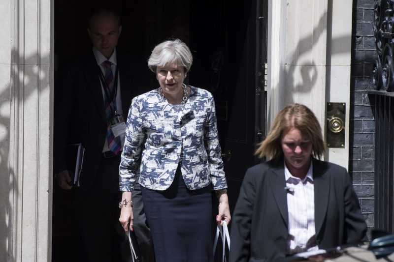 May auf Werbetour für Brexit
