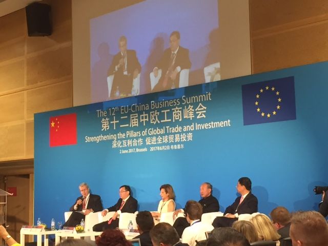EU und China stolpern in engere Handelsbeziehungen