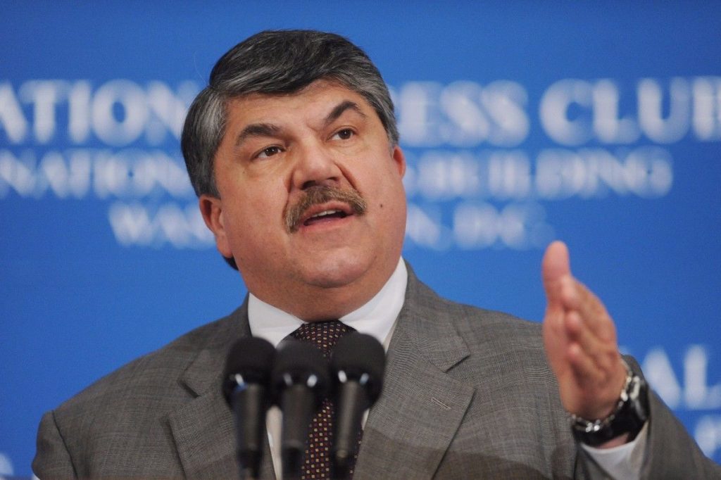 epa01986107 American Federation of Labor and Congress of Industrial Organizations (AFL-CIO) President Richard Trumka delivers an address on domestic legislative initiatives and labor issues, international trade and unionization, at a National Press Club Newsmaker Luncheon in Washington, DC, USA, 11 January 2010.  Richard Trumka will meet US President Barack Obama at the White House 11 January 2010.  EPA/MICHAEL REYNOLDS