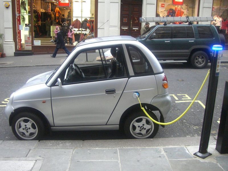 Studie: Schlechtes Marketing und wenig Auswahl schwächen Verkauf von E-Autos