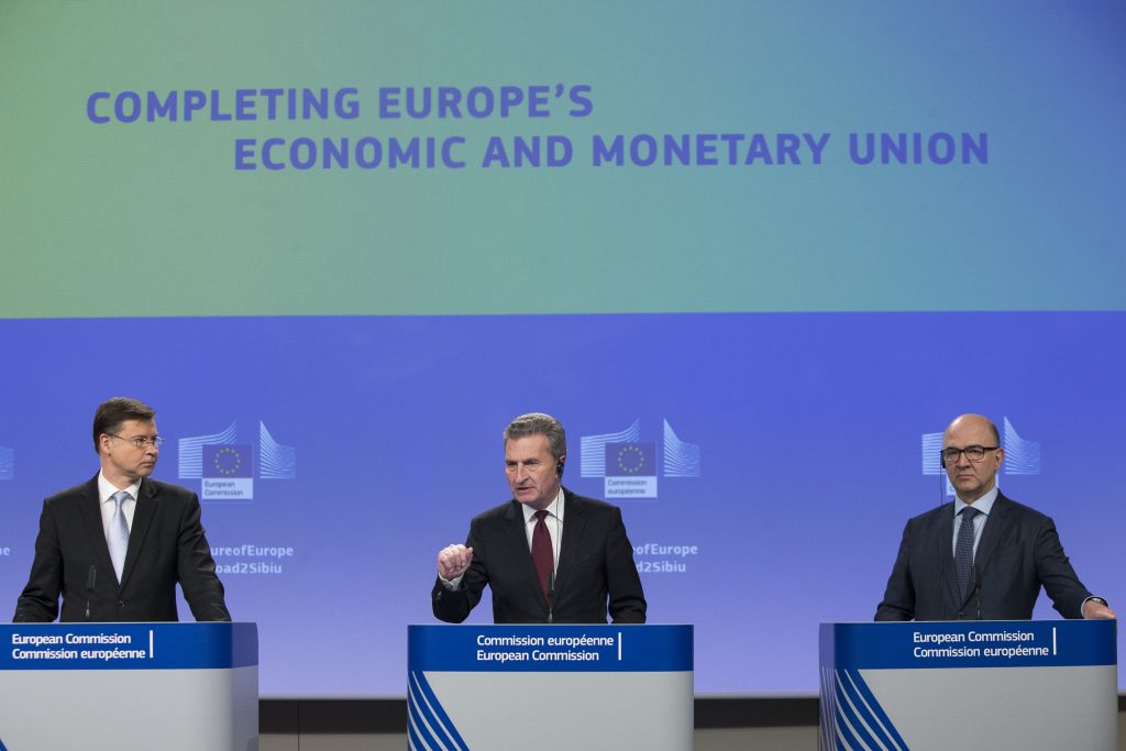 Valdis Dombrovskis, Vice-President of the EC in charge of the Euro, Social Dialogue, Financial Stability, Financial Services and Capital Markets Union, Günther Oettinger, Member of the EC in charge of Budget and Human Resources, and Pierre Moscovici, Mem