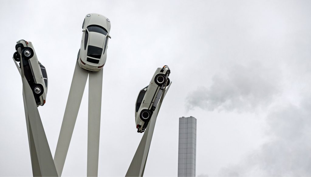 Porsche_factory