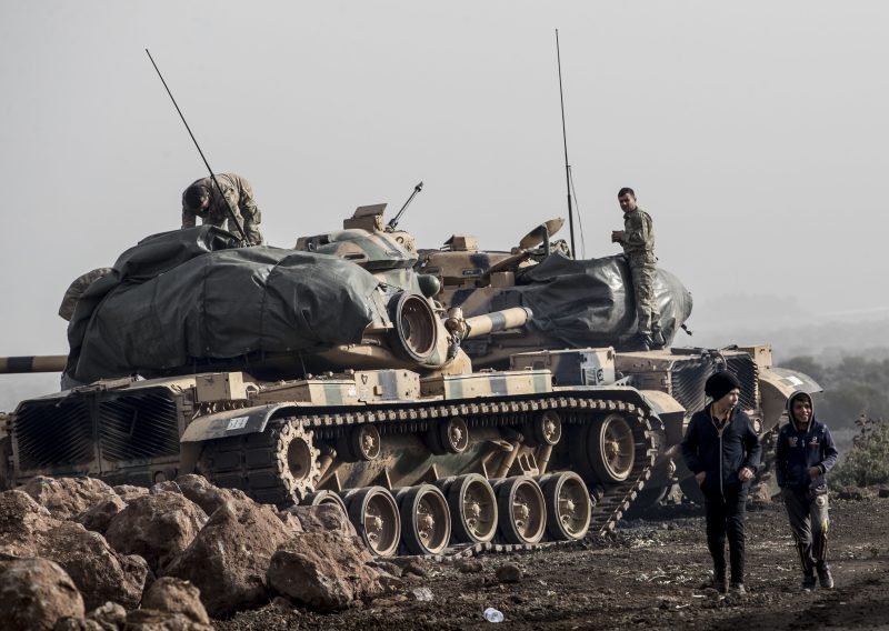 Afrin: Türkische Armee beschießt syrische Alliierte
