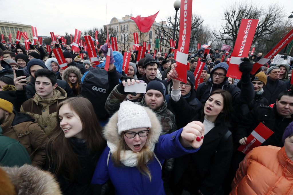 Opposition protests against elections without choice