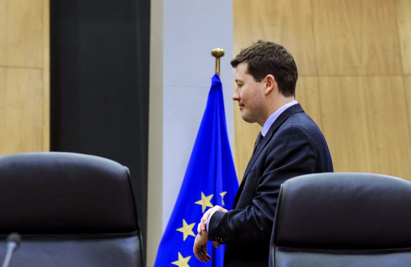 EU-Parlament kritisiert Vorgänge, aber Selmayr darf seinen Job behalten