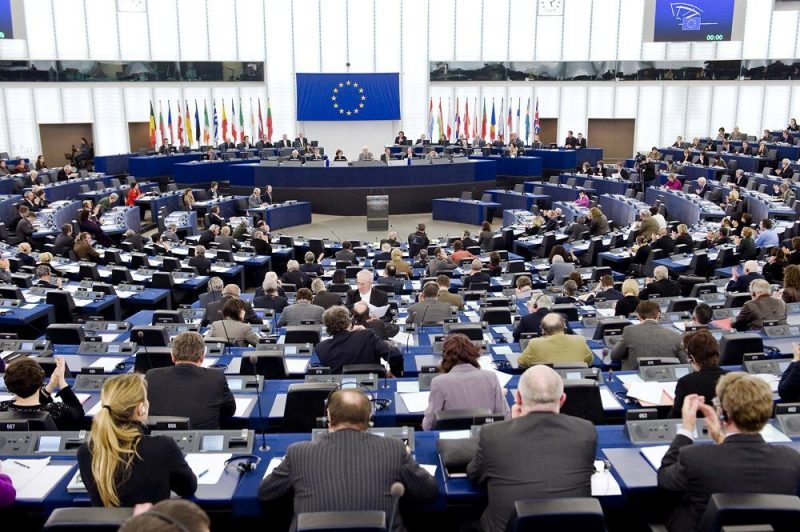 EP will "nukleare Option" gegen Ungarn