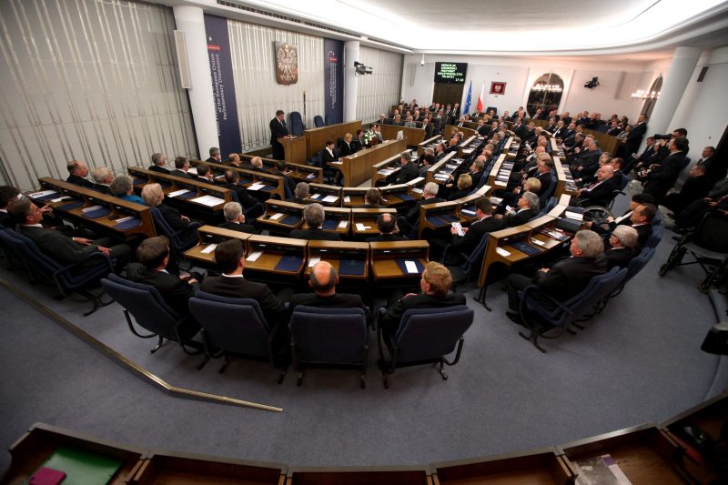 Polen: minimale Änderungen an umstrittener Justizreform