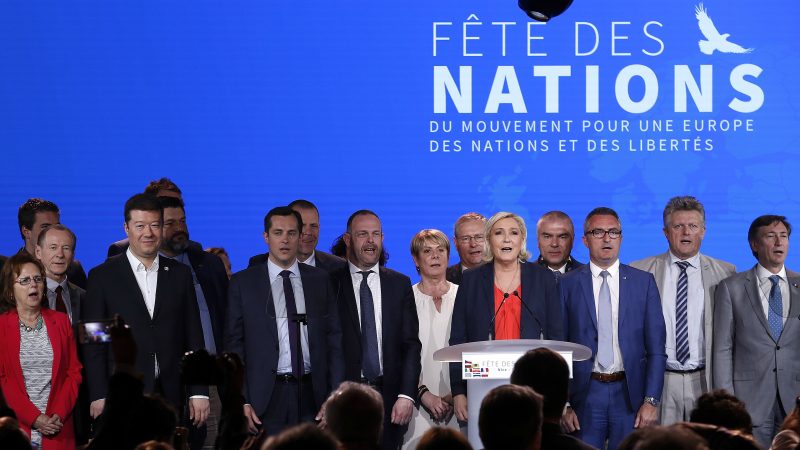 Le Pen stimmt Rechtspopulisten auf EU-Wahl 2019 ein