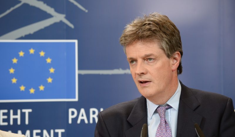 "Drehtür" zwischen EU-Kommission und Privatwirtschaft funktioniert noch