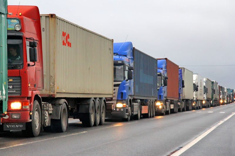 Kritik an Richtlinie zur Entsendung von Kraftfahrern