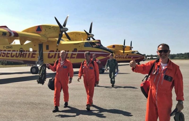 Feuerwehrleute aus der ganzen EU unterstützen Schwedens Kampf gegen Waldbrände