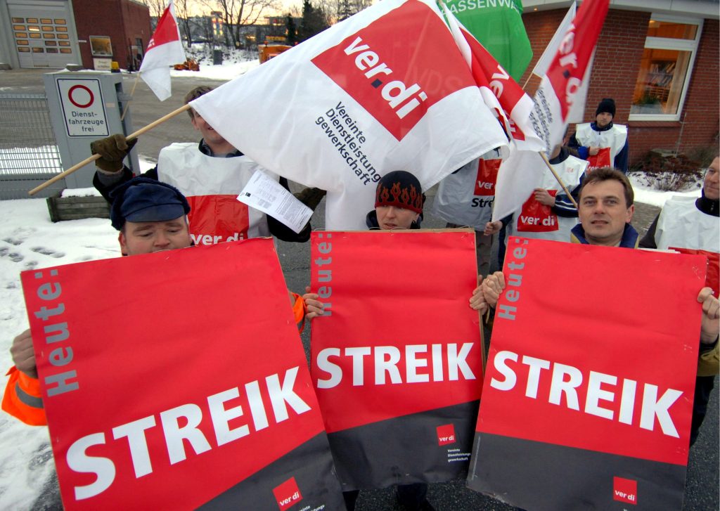 Autobahnmeistereien im Norden im Streik