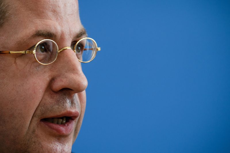 Chef des Verfassungsschutzes zweifelt an Geschehen in Chemnitz