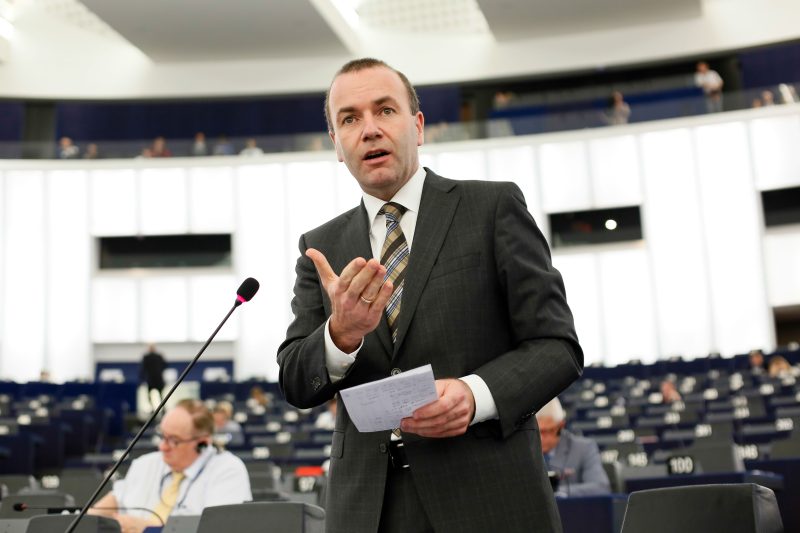 Manfred Weber: Die "Monopolfrage" für Facebook stellen