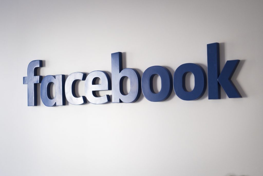 Facebook receives license to set up office in China