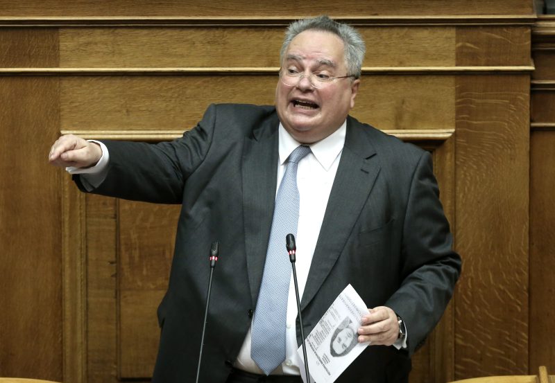 Griechischer Außenminister tritt zurück