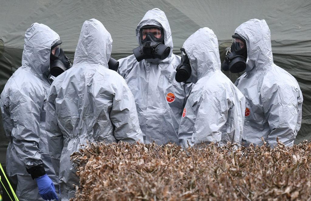 British police identify Russian citizens suspected of being behind the Novichok nerve agent attack