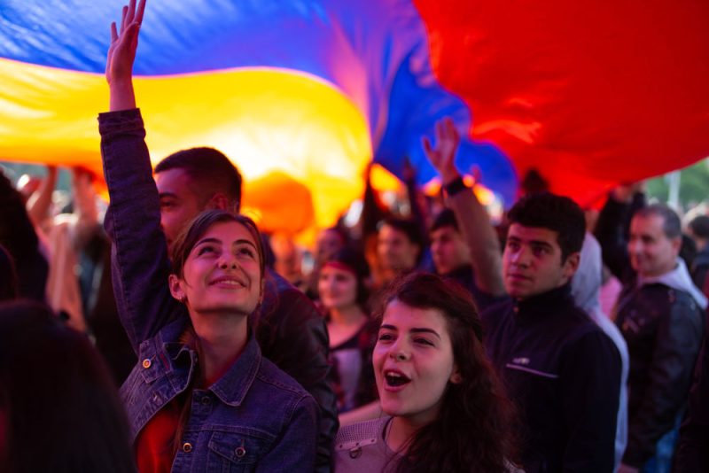 Erdrutsch-Wahl in Armenien: Die Vollendung der Revolution