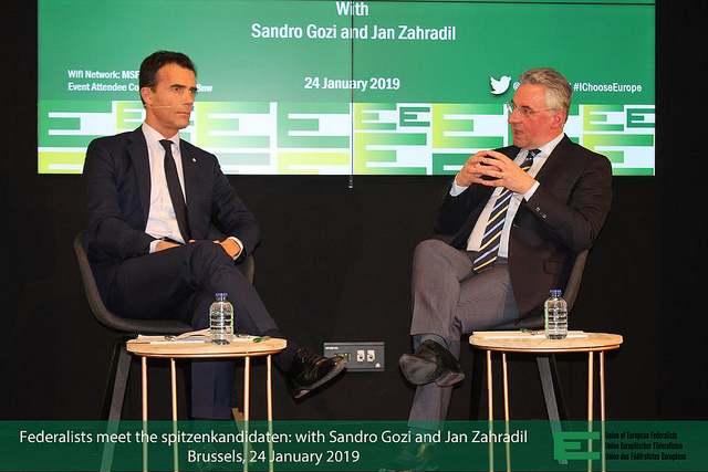 Zahradil (EKR): Orbán fühlt sich in der EVP wohl