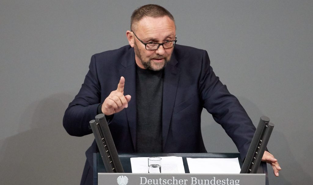 German Bundestag debates on free public transport