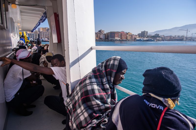 Flüchtlinge nach knapp 3 Wochen in Malta an Land gegangen