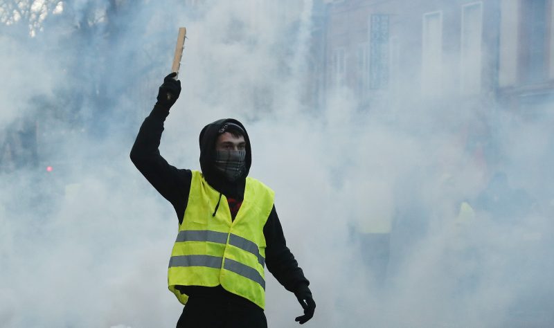 Französische Regierung auf Distanz zu Gelbwesten