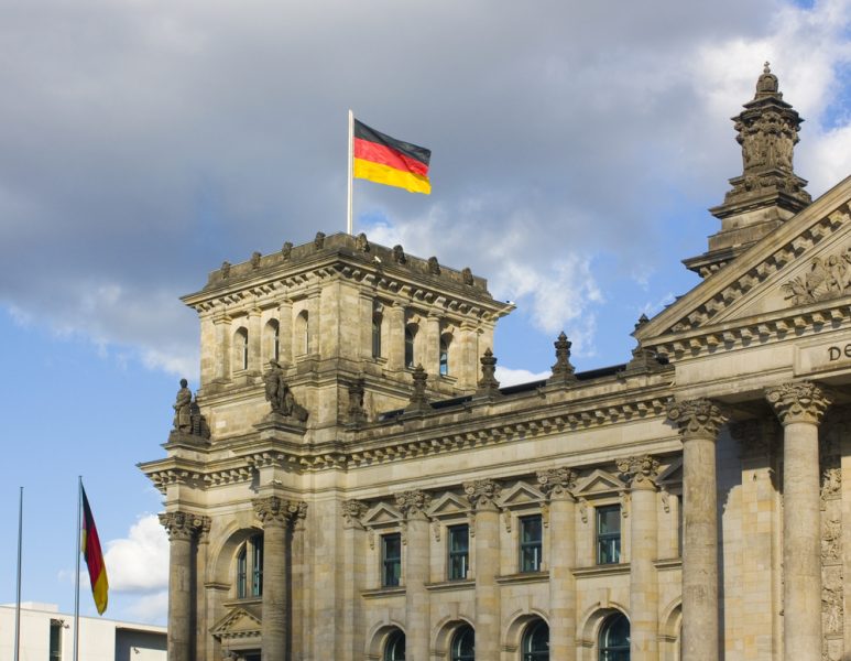 „Erbeutetes Material kann immense politische Verwerfungen verursachen“
